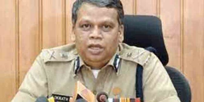 മാധ്യമ പ്രവര്ത്തകര്ക്ക് സ്ഥാപനത്തിന്റെ ഐ.ഡി കാര്ഡ് ഉപയോഗിച്ച് അന്തര് ജില്ലാ യാത്രകള് നടത്താം : ഡി.ജി.പി മാധ്യമ പ്രവര്ത്തകര്ക്ക് സ്ഥാപനത്തിന്റെ ഐ.ഡി കാര്ഡ് ഉപയോഗിച്ച് അന്തര് ജില്ലാ യാത്രകള് നടത്താം : ഡി.ജി.പി