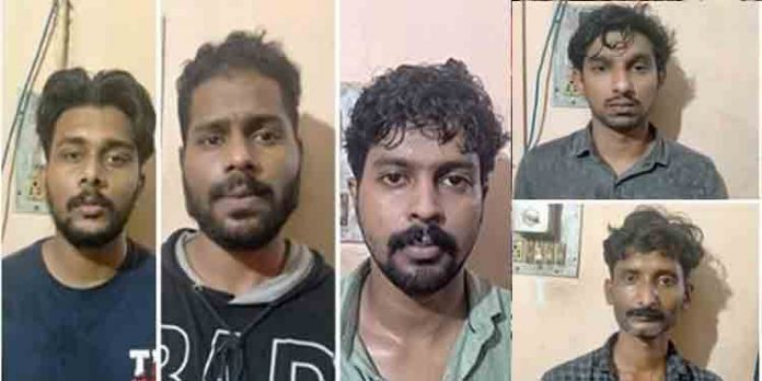 കോഴിക്കോട് ഒന്നരക്കോടിയുടെ മയക്കു മരുന്നുമായി ‘എസ് കമ്പിനി’ യിലെ അഞ്ചുപേര് അറസ്റ്റില് കോഴിക്കോട് ഒന്നരക്കോടിയുടെ മയക്കു മരുന്നുമായി ‘എസ് കമ്പിനി’ യിലെ അഞ്ചുപേര് അറസ്റ്റില്