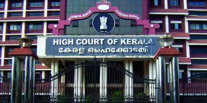 54,000 കോടി രൂപ അധിക ലാഭവിഹിതമായി റിസര്വ് ബാങ്ക് സര്ക്കാരിനു നല്കി – ആ തുക എന്തു കൊണ്ട് സൗജന്യ വാക്സിനേഷനായി ഉപയോഗിക്കുന്നില്ല ? : കേന്ദ്രത്തോട് ഹൈക്കോടതി 54,000 കോടി രൂപ അധിക ലാഭവിഹിതമായി റിസര്വ് ബാങ്ക് സര്ക്കാരിനു നല്കി – ആ തുക എന്തു കൊണ്ട് സൗജന്യ വാക്സിനേഷനായി ഉപയോഗിക്കുന്നില്ല ? : കേന്ദ്രത്തോട് ഹൈക്കോടതി