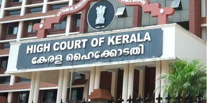 ലാബുകള്ക്ക് തിരിച്ചടി ; ആര്ടിപിസിആര് പരിശോധനാ നിരക്ക് 500 രൂപയാക്കിയ സര്ക്കാര് ഉത്തരവിന് സ്റ്റേ ഇല്ല ലാബുകള്ക്ക് തിരിച്ചടി ; ആര്ടിപിസിആര് പരിശോധനാ നിരക്ക് 500 രൂപയാക്കിയ സര്ക്കാര് ഉത്തരവിന് സ്റ്റേ ഇല്ല