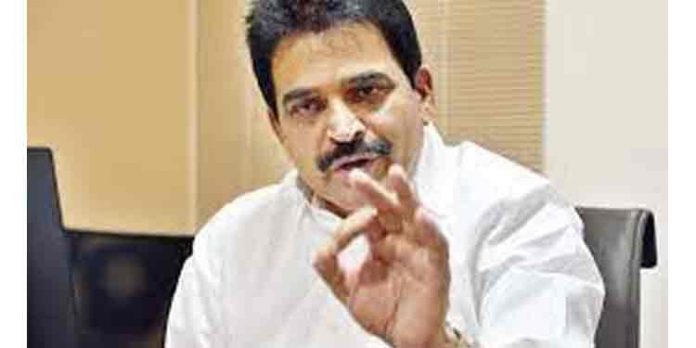തൻ്റെ പദവിയുടെ കാര്യത്തിൽ പാർട്ടിക്ക് എന്ത് തീരുമാനവുമെടുക്കാം ; കെ.സി.വേണുഗോപാൽ തൻ്റെ പദവിയുടെ കാര്യത്തിൽ പാർട്ടിക്ക് എന്ത് തീരുമാനവുമെടുക്കാം ; കെ.സി.വേണുഗോപാൽ
