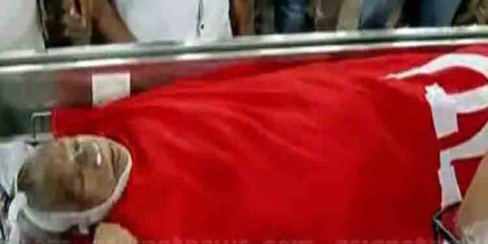 ചെങ്കൊടി പുതച്ച് കെ.ആര് ഗൗരിയമ്മ ; ആദരാഞ്ജലി അര്പ്പിച്ച് തലസ്ഥാനം ചെങ്കൊടി പുതച്ച് കെ.ആര് ഗൗരിയമ്മ ; ആദരാഞ്ജലി അര്പ്പിച്ച് തലസ്ഥാനം