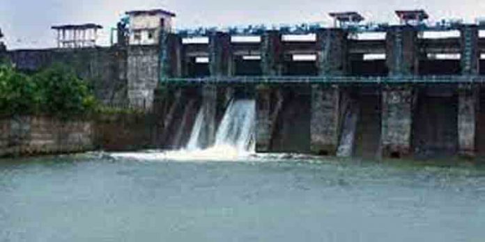 മലങ്കര ഡാമിന്റെ ഒരു ഷട്ടര് തുറന്നു – തൊടുപുഴയാറിന് തീരത്തുളളവര് ജാഗ്രത പാലിക്കണം മലങ്കര ഡാമിന്റെ ഒരു ഷട്ടര് തുറന്നു – തൊടുപുഴയാറിന് തീരത്തുളളവര് ജാഗ്രത പാലിക്കണം