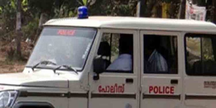 യുവതിയെ പീഡിപ്പിച്ചതിന് പത്തനംതിട്ട പോലീസ് സ്റ്റേഷനിലെ സി.പി.ഒ അരുണ്ദേവ് -നെതിരെ കേസെടുത്തു യുവതിയെ പീഡിപ്പിച്ചതിന് പത്തനംതിട്ട പോലീസ് സ്റ്റേഷനിലെ സി.പി.ഒ അരുണ്ദേവ് -നെതിരെ കേസെടുത്തു