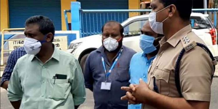 കോവിഡ് പ്രതിരോധം : പത്തനംതിട്ട നഗരത്തില് കൂടുതല് ക്രമീകരണങ്ങള് കോവിഡ് പ്രതിരോധം : പത്തനംതിട്ട നഗരത്തില് കൂടുതല് ക്രമീകരണങ്ങള്
