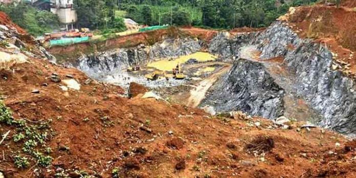 പത്തനംതിട്ട ജില്ലയില് ക്വാറികളുടെ പ്രവര്ത്തനവും മണ്ണെടുപ്പും നിരോധിച്ചു പത്തനംതിട്ട ജില്ലയില് ക്വാറികളുടെ പ്രവര്ത്തനവും മണ്ണെടുപ്പും നിരോധിച്ചു