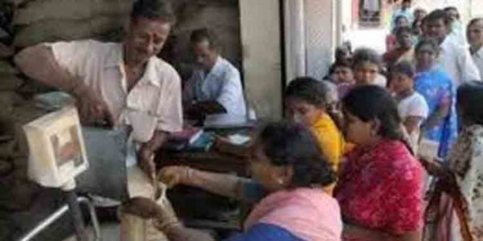 റേഷൻ കടകൾ വഴി കേന്ദ്ര സർക്കാർ സൗജന്യമായി നൽകുന്ന ഭക്ഷ്യധാന്യങ്ങളെക്കുറിച്ച് ജനങ്ങളെ ബോധ്യപ്പെടുത്താൻ പ്രത്യേക രസീത് റേഷൻ കടകൾ വഴി കേന്ദ്ര സർക്കാർ സൗജന്യമായി നൽകുന്ന ഭക്ഷ്യധാന്യങ്ങളെക്കുറിച്ച് ജനങ്ങളെ ബോധ്യപ്പെടുത്താൻ പ്രത്യേക രസീത്