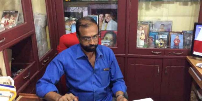 കള്ളുഷാപ്പുകള് തുറക്കാം, പാഴ്സല് മാത്രമേ പാടുള്ളു ; ചെറുകിട വ്യാപാര സ്ഥാപനങ്ങളും തുറക്കാന് അനുവദിക്കണമെന്ന് വ്യാപാരികള് കള്ളുഷാപ്പുകള് തുറക്കാം, പാഴ്സല് മാത്രമേ പാടുള്ളു ; ചെറുകിട വ്യാപാര സ്ഥാപനങ്ങളും തുറക്കാന് അനുവദിക്കണമെന്ന് വ്യാപാരികള്