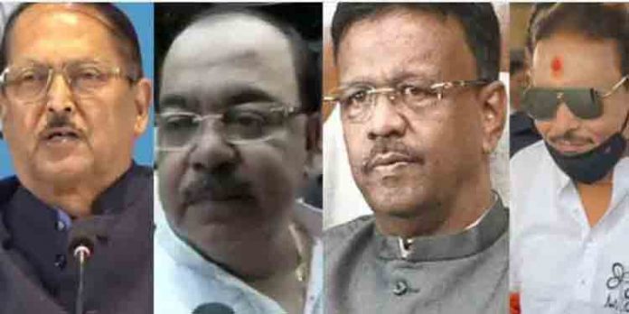 നാരദ ന്യൂസ് ഒളിക്യാമറ ഓപ്പറേഷന് ; അറസ്റ്റിലായ നാല് തൃണമൂല് കോണ്ഗ്രസ് നേതാക്കള്ക്ക് ജാമ്യം നാരദ ന്യൂസ് ഒളിക്യാമറ ഓപ്പറേഷന് ; അറസ്റ്റിലായ നാല് തൃണമൂല് കോണ്ഗ്രസ് നേതാക്കള്ക്ക് ജാമ്യം