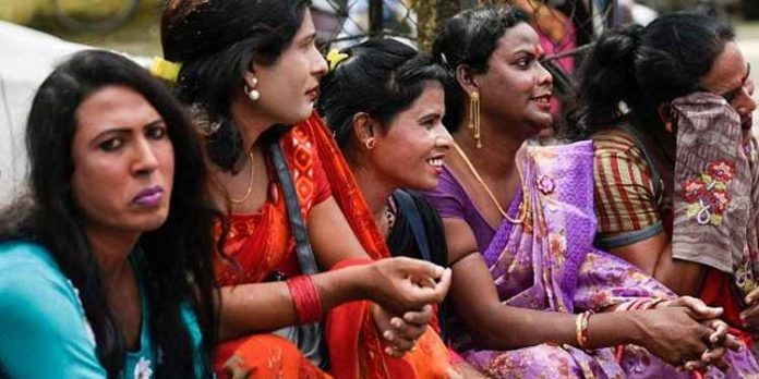 ട്രാൻസ്ജെൻഡറുകൾക്ക് 1500 രൂപ വീതം അടിയന്തര സഹായം ട്രാൻസ്ജെൻഡറുകൾക്ക് 1500 രൂപ വീതം അടിയന്തര സഹായം