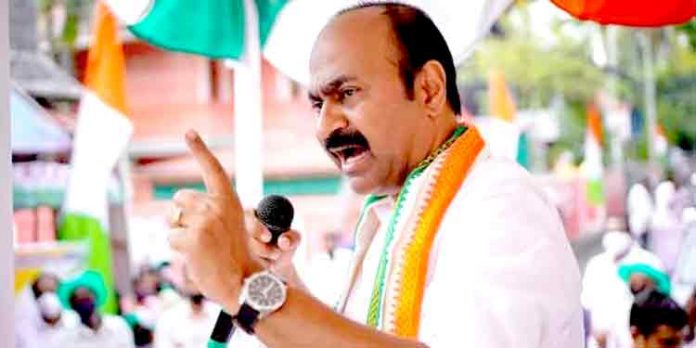 സ്പീക്കര് രാഷ്ട്രീയം പറഞ്ഞാല് പ്രതികരിക്കും : പ്രതിപക്ഷ നേതാവ് സ്പീക്കര് രാഷ്ട്രീയം പറഞ്ഞാല് പ്രതികരിക്കും : പ്രതിപക്ഷ നേതാവ്