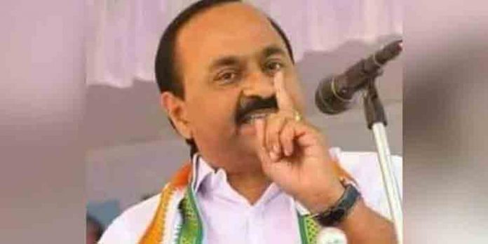 വര്ഗീയ ധ്രുവീകരണമുണ്ടാക്കി രാഷ്ട്രീയ മുതലെടുപ്പിനുള്ള സംഘപരിവാര് ശ്രമം അനുവദിക്കില്ല : വി ഡി സതീശൻ വര്ഗീയ ധ്രുവീകരണമുണ്ടാക്കി രാഷ്ട്രീയ മുതലെടുപ്പിനുള്ള സംഘപരിവാര് ശ്രമം അനുവദിക്കില്ല : വി ഡി സതീശൻ