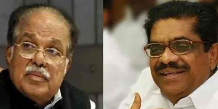 വി.എം.സുധീരനും പി.ജെ. കുര്യനും ഹൈക്കമാന്ഡിന് കത്തയച്ചു വി.എം.സുധീരനും പി.ജെ. കുര്യനും ഹൈക്കമാന്ഡിന് കത്തയച്ചു