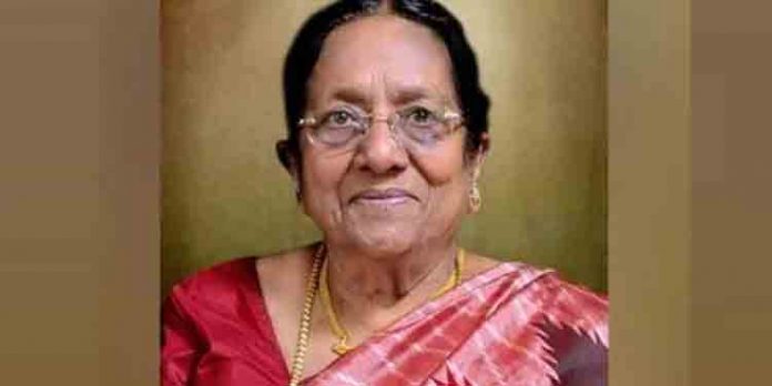 ബ്ളാക്ക് ഫംഗസ് ബാധ സ്ഥിരീകരിച്ച ഹരിയാന മുന് മന്ത്രിയും മുതിര്ന്ന ബിജെപി നേതാവുമായിരുന്ന കമല വര്മ അന്തരിച്ചു ബ്ളാക്ക് ഫംഗസ് ബാധ സ്ഥിരീകരിച്ച ഹരിയാന മുന് മന്ത്രിയും മുതിര്ന്ന ബിജെപി നേതാവുമായിരുന്ന കമല വര്മ അന്തരിച്ചു