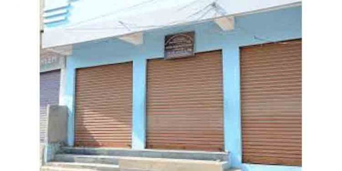 വ്യാപാരികളോട് സര്ക്കാരിന്റെ വിവേചനം ; ജൂണ് 14ന് ആലപ്പുഴ ജില്ലയില് കടകളടച്ച് പ്രതിഷേധം വ്യാപാരികളോട് സര്ക്കാരിന്റെ വിവേചനം ; ജൂണ് 14ന് ആലപ്പുഴ ജില്ലയില് കടകളടച്ച് പ്രതിഷേധം