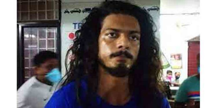 ഫ്ളാറ്റ് പീഡനക്കേസ് ; പ്രതി മാര്ട്ടിന് ജോസഫിന് എതിരെ രണ്ട് യുവതികള് കൂടി പോലീസിന് പരാതി നല്കി ഫ്ളാറ്റ് പീഡനക്കേസ് ; പ്രതി മാര്ട്ടിന് ജോസഫിന് എതിരെ രണ്ട് യുവതികള് കൂടി പോലീസിന് പരാതി നല്കി