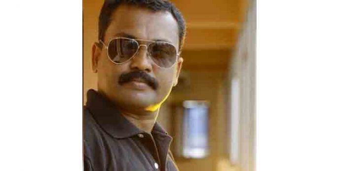 സിനിമയില് അഭിനയിപ്പിക്കാമെന്ന് വാഗ്ദാനം നല്കി 9 വയസ്സുകാരിയെ പീഡിപ്പിച്ചു : സംവിധായകന് അറസ്റ്റില് സിനിമയില് അഭിനയിപ്പിക്കാമെന്ന് വാഗ്ദാനം നല്കി 9 വയസ്സുകാരിയെ പീഡിപ്പിച്ചു : സംവിധായകന് അറസ്റ്റില്