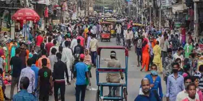 അണ് ലോക്കില് ആള്ക്കൂട്ടം ഉണ്ടാവാതെ നോക്കണം ; സംസ്ഥാനങ്ങള്ക്കു മുന്നറിയിപ്പുമായി കേന്ദ്രം അണ് ലോക്കില് ആള്ക്കൂട്ടം ഉണ്ടാവാതെ നോക്കണം ; സംസ്ഥാനങ്ങള്ക്കു മുന്നറിയിപ്പുമായി കേന്ദ്രം