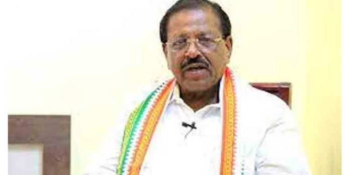 സര്ക്കാര് ഇരകളുടെയല്ല – വേട്ടക്കാരുടെ പക്ഷം : രാജ്മോഹന് ഉണ്ണിത്താന് സര്ക്കാര് ഇരകളുടെയല്ല – വേട്ടക്കാരുടെ പക്ഷം : രാജ്മോഹന് ഉണ്ണിത്താന്