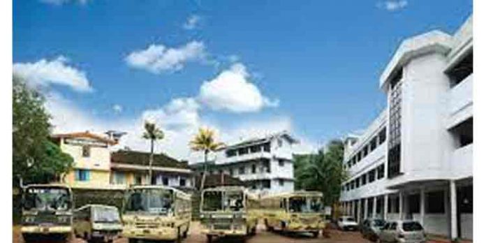 നിയമം തെറ്റിച്ച് അങ്ങാടിക്കല് തെക്ക് സ്കൂള് ഭരണം പിടിക്കാനിറങ്ങിയ സിപിഎമ്മിന് തിരിച്ചടി നിയമം തെറ്റിച്ച് അങ്ങാടിക്കല് തെക്ക് സ്കൂള് ഭരണം പിടിക്കാനിറങ്ങിയ സിപിഎമ്മിന് തിരിച്ചടി