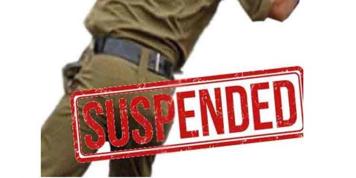 സ്കൂട്ടര് യാത്രക്കാരി കാറിടിച്ച് മരിച്ച കേസില് റാന്നി പോലീസ് സ്റ്റേഷനിലെ എ.എസ്.ഐയെ സസ്പെന്ഡ് ചെയ്തു സ്കൂട്ടര് യാത്രക്കാരി കാറിടിച്ച് മരിച്ച കേസില് റാന്നി പോലീസ് സ്റ്റേഷനിലെ എ.എസ്.ഐയെ സസ്പെന്ഡ് ചെയ്തു