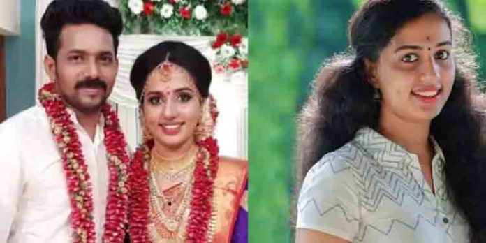 വിസ്മയുടെ മരണം : കിരണിന്റെ അക്കൗണ്ട് മരവിപ്പിച്ചു, സ്വര്ണം ഇരിക്കുന്ന ലോക്കറും സീല് ചെയ്തു വിസ്മയുടെ മരണം : കിരണിന്റെ അക്കൗണ്ട് മരവിപ്പിച്ചു, സ്വര്ണം ഇരിക്കുന്ന ലോക്കറും സീല് ചെയ്തു