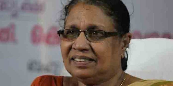 വീണ്ടും വിവാദം ; സ്ത്രീധനം സ്ത്രീകളുടെ പേരില് അക്കൗണ്ടില് ഇടണമെന്ന് എം.സി. ജോസഫൈന് വീണ്ടും വിവാദം ; സ്ത്രീധനം സ്ത്രീകളുടെ പേരില് അക്കൗണ്ടില് ഇടണമെന്ന് എം.സി. ജോസഫൈന്