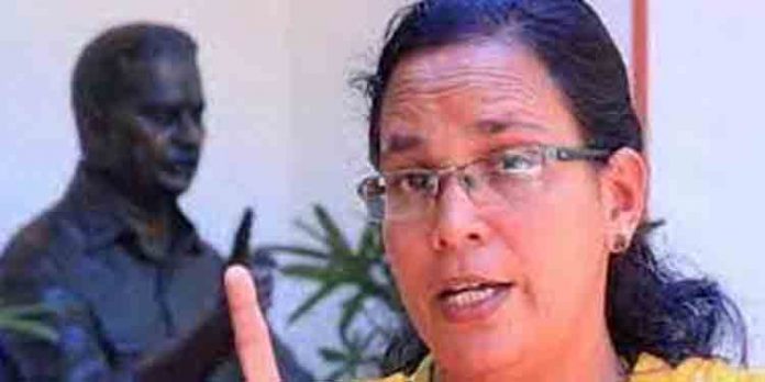 വാളയാര് – പാലക്കട് പെണ്കുട്ടികളുടെ വിഷയത്തില് വനിതാ കമ്മീഷന് ഇടപെടാതിരുന്നത് പാര്ട്ടിയുടെ ചരട് വലികള് മൂലമാണ് : കെ കെ രമ വാളയാര് – പാലക്കട് പെണ്കുട്ടികളുടെ വിഷയത്തില് വനിതാ കമ്മീഷന് ഇടപെടാതിരുന്നത് പാര്ട്ടിയുടെ ചരട് വലികള് മൂലമാണ് : കെ കെ രമ