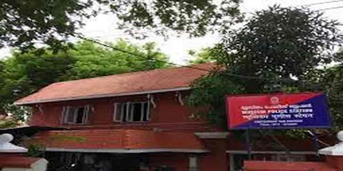 കാറിനുള്ളില് വെച്ച് പെണ്കുട്ടിയെ ക്രൂരമായി മര്ദിച്ചു, മുന് മന്ത്രിയുടെ പേഴ്സണല് സ്റ്റാഫ് അംഗത്തിന്റെ മകനെതിരെ കേസ് കാറിനുള്ളില് വെച്ച് പെണ്കുട്ടിയെ ക്രൂരമായി മര്ദിച്ചു, മുന് മന്ത്രിയുടെ പേഴ്സണല് സ്റ്റാഫ് അംഗത്തിന്റെ മകനെതിരെ കേസ്