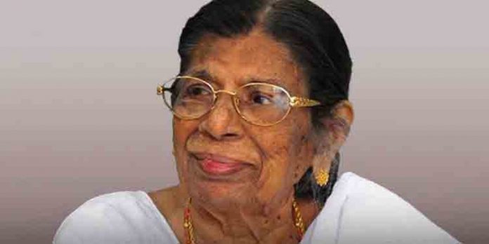 സംസ്ഥാനത്ത് കടുത്ത സാമ്പത്തിക പ്രതിസന്ധി ; അന്തരിച്ച നേതാക്കള്ക്ക് കോടികള് മുടക്കി സ്മാരകം ; പുതിയ ബഡ്ജറ്റ് വിവാദത്തിലേയ്ക്ക് സംസ്ഥാനത്ത് കടുത്ത സാമ്പത്തിക പ്രതിസന്ധി ; അന്തരിച്ച നേതാക്കള്ക്ക് കോടികള് മുടക്കി സ്മാരകം ; പുതിയ ബഡ്ജറ്റ് വിവാദത്തിലേയ്ക്ക്