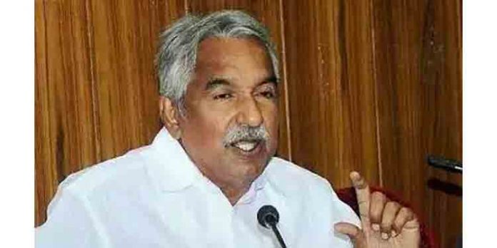 കെ.പി.സി.സി അധ്യക്ഷനെ ഹൈക്കമാന്ഡ് തീരുമാനിച്ചാല് എല്ലാവരും അനുസരിക്കും : ഉമ്മന് ചാണ്ടി കെ.പി.സി.സി അധ്യക്ഷനെ ഹൈക്കമാന്ഡ് തീരുമാനിച്ചാല് എല്ലാവരും അനുസരിക്കും : ഉമ്മന് ചാണ്ടി