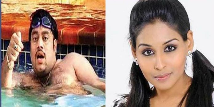 ബ്യൂട്ടിപാര്ലര് വെടിവെയ്പ് : സൂത്രധാരന്റെ പേരു വെളിപ്പെടുത്തി രവി പൂജാരി ബ്യൂട്ടിപാര്ലര് വെടിവെയ്പ് : സൂത്രധാരന്റെ പേരു വെളിപ്പെടുത്തി രവി പൂജാരി