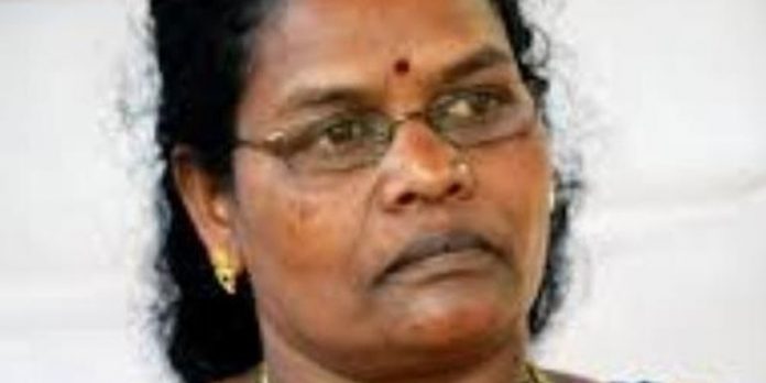 ആത്മഹത്യ ചെയ്യണമെന്നാണോ? ; ആരോപണങ്ങളില് പൊട്ടിത്തെറിച്ച് സി.കെ. ജാനു ആത്മഹത്യ ചെയ്യണമെന്നാണോ? ; ആരോപണങ്ങളില് പൊട്ടിത്തെറിച്ച് സി.കെ. ജാനു