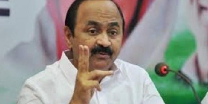 ഗുണ്ടാസംഘങ്ങളെ സി.പി.എം സംരക്ഷിക്കുകയും ഉപയോഗിക്കുകയും ചെയ്യുന്നു : വി.ഡി സതീശന് ഗുണ്ടാസംഘങ്ങളെ സി.പി.എം സംരക്ഷിക്കുകയും ഉപയോഗിക്കുകയും ചെയ്യുന്നു : വി.ഡി സതീശന്