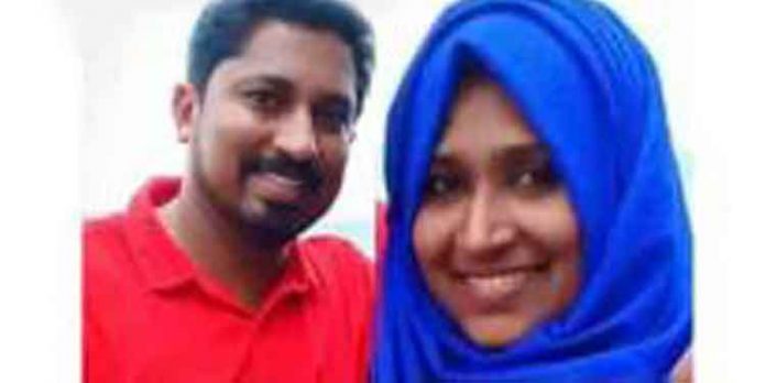 വാഹന അപകടത്തില് യുവദമ്പതികള്ക്ക് ദാരുണാന്ത്യം വാഹന അപകടത്തില് യുവദമ്പതികള്ക്ക് ദാരുണാന്ത്യം