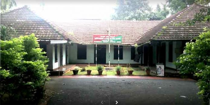 കോന്നി റിസര്വ് വനം പ്രഖ്യാപനം : നോട്ടീസ് നല്കിയതില് ആശങ്ക വേണ്ടെന്ന് ഡിഎഫ്ഒ കോന്നി റിസര്വ് വനം പ്രഖ്യാപനം : നോട്ടീസ് നല്കിയതില് ആശങ്ക വേണ്ടെന്ന് ഡിഎഫ്ഒ
