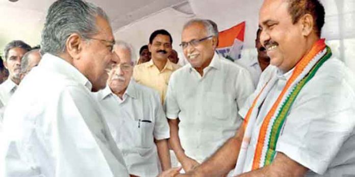 ഇടതുപക്ഷത്തിന്റെ പോഷക സംഘടനയായി ഐഎന് റ്റി യു സി അധപതിച്ചു ; പ്രസിഡന്റ് ആര് ചന്ദ്രശേഖരനെതിരെ പടയൊരുക്കം ഇടതുപക്ഷത്തിന്റെ പോഷക സംഘടനയായി ഐഎന് റ്റി യു സി അധപതിച്ചു ; പ്രസിഡന്റ് ആര് ചന്ദ്രശേഖരനെതിരെ പടയൊരുക്കം