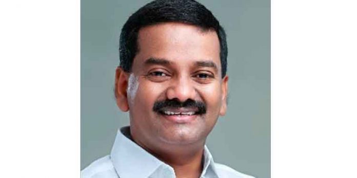 ചികിത്സക്കായി വഴിയോരങ്ങളിൽ പാട്ടുപാടി പണം കണ്ടെത്തുന്ന അവസ്ഥ മാറണം ; കാരുണ്യ ചികിത്സാ പദ്ധതി പരിഷ്കരിക്കണം : പ്രമോദ് നാരായണൻ എം എൽ എ ചികിത്സക്കായി വഴിയോരങ്ങളിൽ പാട്ടുപാടി പണം കണ്ടെത്തുന്ന അവസ്ഥ മാറണം ; കാരുണ്യ ചികിത്സാ പദ്ധതി പരിഷ്കരിക്കണം : പ്രമോദ് നാരായണൻ എം എൽ എ