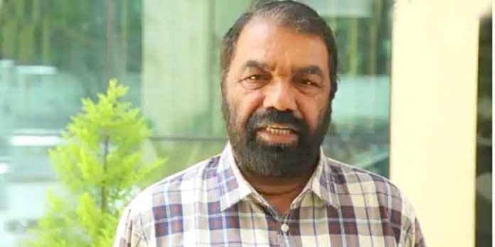 സര്ക്കാര് സ്കൂളുകളിലെ അദ്ധ്യാപകരും ജീവനക്കാരും മക്കളെ പൊതു വിദ്യാലയങ്ങളില് തന്നെ ചേര്ത്ത് പഠിപ്പിക്കണം : വിദ്യാഭ്യസ മന്ത്രി സര്ക്കാര് സ്കൂളുകളിലെ അദ്ധ്യാപകരും ജീവനക്കാരും മക്കളെ പൊതു വിദ്യാലയങ്ങളില് തന്നെ ചേര്ത്ത് പഠിപ്പിക്കണം : വിദ്യാഭ്യസ മന്ത്രി