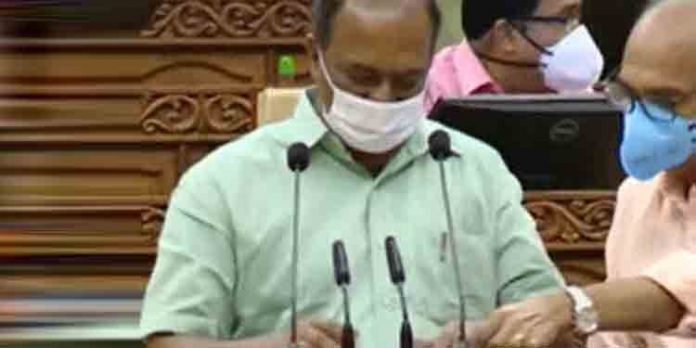 20,000 കോടിയുടെ രണ്ടാം കൊവിഡ് സാമ്പത്തിക പാക്കേജ് ; ധനമന്ത്രി കെ എന് ബാലഗോപാല് നിയമസഭയില് അവതരിപ്പിച്ച് തുടങ്ങി 20,000 കോടിയുടെ രണ്ടാം കൊവിഡ് സാമ്പത്തിക പാക്കേജ് ; ധനമന്ത്രി കെ എന് ബാലഗോപാല് നിയമസഭയില് അവതരിപ്പിച്ച് തുടങ്ങി