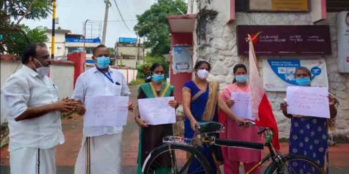 പെട്രോള്, ഡീസല് വില വര്ദ്ധനവ് കുടുംബ ബജറ്റുകളെ താറുമാറാക്കി : വിക്ടര് ടി. തോമസ് പെട്രോള്, ഡീസല് വില വര്ദ്ധനവ് കുടുംബ ബജറ്റുകളെ താറുമാറാക്കി : വിക്ടര് ടി. തോമസ്