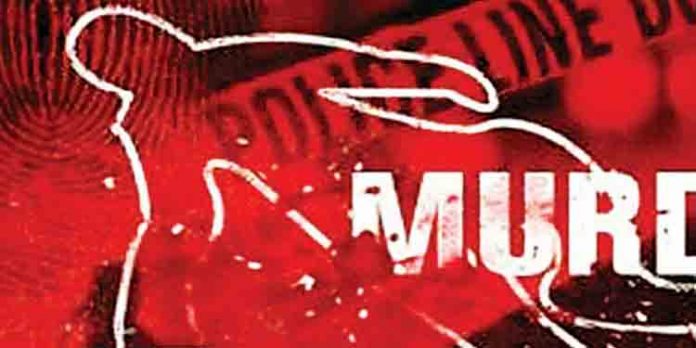 ദുരഭിമാനക്കൊല ; പ്രണയിച്ചു വിവാഹം കഴിച്ച മകളെ പിതാവ് വെട്ടിക്കൊലപ്പെടുത്തി ദുരഭിമാനക്കൊല ; പ്രണയിച്ചു വിവാഹം കഴിച്ച മകളെ പിതാവ് വെട്ടിക്കൊലപ്പെടുത്തി