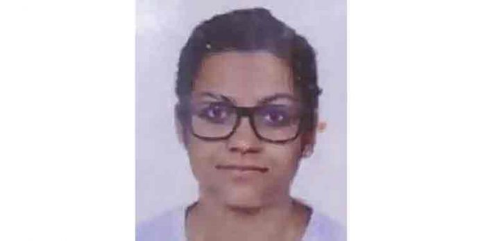 മെഡിക്കല് വിദ്യാര്ത്ഥിനിയെ ഫ്ലാറ്റില് തൂങ്ങി മരിച്ച നിലയില് കണ്ടെത്തി മെഡിക്കല് വിദ്യാര്ത്ഥിനിയെ ഫ്ലാറ്റില് തൂങ്ങി മരിച്ച നിലയില് കണ്ടെത്തി