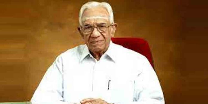 കോട്ടക്കല് ആര്യവൈദ്യശാല മാനേജിങ് ട്രസ്റ്റി ഡോ. പി.കെ. വാരിയര് അന്തരിച്ചു കോട്ടക്കല് ആര്യവൈദ്യശാല മാനേജിങ് ട്രസ്റ്റി ഡോ. പി.കെ. വാരിയര് അന്തരിച്ചു