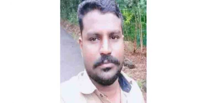 അഞ്ചലില് പ്രായപൂര്ത്തിയാകാത്ത പെണ്കുട്ടിയെ പീഡിപ്പിച്ച ഓട്ടോ ഡ്രൈവര് അറസ്റ്റില് അഞ്ചലില് പ്രായപൂര്ത്തിയാകാത്ത പെണ്കുട്ടിയെ പീഡിപ്പിച്ച ഓട്ടോ ഡ്രൈവര് അറസ്റ്റില്