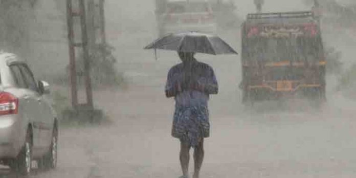 സംസ്ഥാനത്ത് ജൂലൈ 13 വരെ ശക്തമായ മഴയ്ക്ക് സാധ്യത സംസ്ഥാനത്ത് ജൂലൈ 13 വരെ ശക്തമായ മഴയ്ക്ക് സാധ്യത