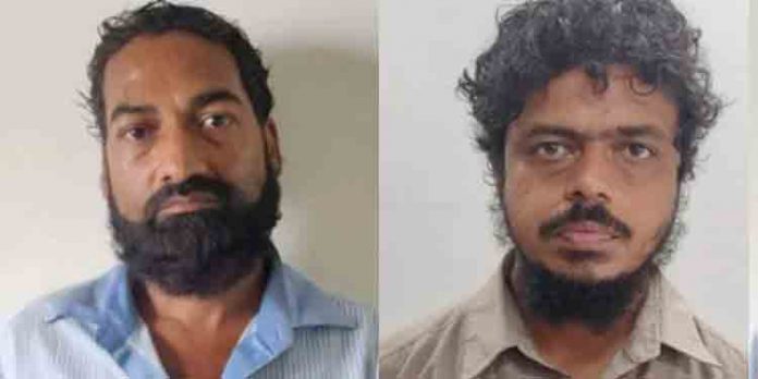 രണ്ട് അല് ഖ്വയ്ദ ഭീകരര് ഉത്തര്പ്രദേശ് പോലീസിന്റെ പിടിയില് രണ്ട് അല് ഖ്വയ്ദ ഭീകരര് ഉത്തര്പ്രദേശ് പോലീസിന്റെ പിടിയില്