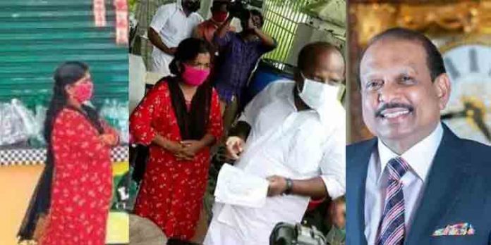 വീട്ടമ്മയുടെ കട ജിസിഡിഎ അടപ്പിച്ചു, സാധനങ്ങള് വാരി പുറത്തിട്ടു : പ്രസന്നയ്ക്ക് കൈത്താങ്ങുമായി എം.എ യൂസഫലി വീട്ടമ്മയുടെ കട ജിസിഡിഎ അടപ്പിച്ചു, സാധനങ്ങള് വാരി പുറത്തിട്ടു : പ്രസന്നയ്ക്ക് കൈത്താങ്ങുമായി എം.എ യൂസഫലി