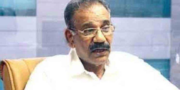 വനംമന്ത്രി ഒതുക്കാന് ശ്രമിച്ചെങ്കിലും പീഡനപരാതിയില് കുണ്ടറ പോലീസ് കേസെടുത്തു വനംമന്ത്രി ഒതുക്കാന് ശ്രമിച്ചെങ്കിലും പീഡനപരാതിയില് കുണ്ടറ പോലീസ് കേസെടുത്തു