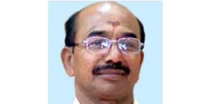 റോഡരികില് പാര്ക്ക് ചെയ്തിരുന്ന നാഷനല് പെര്മിറ്റ് ലോറിയിലെ ഡ്രൈവര് കുത്തേറ്റ് മരിച്ചനിലയില് റോഡരികില് പാര്ക്ക് ചെയ്തിരുന്ന നാഷനല് പെര്മിറ്റ് ലോറിയിലെ ഡ്രൈവര് കുത്തേറ്റ് മരിച്ചനിലയില്